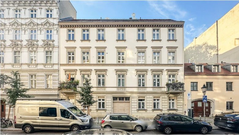 Straßenfassade heute
